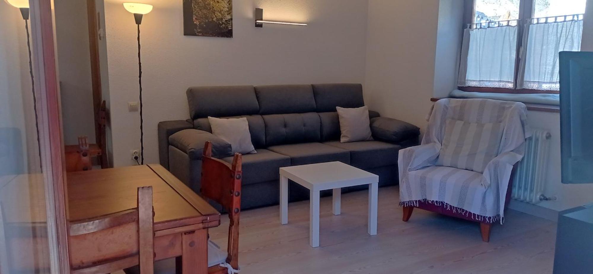 Vivienda Benasque Ibonet Apartment Ngoại thất bức ảnh